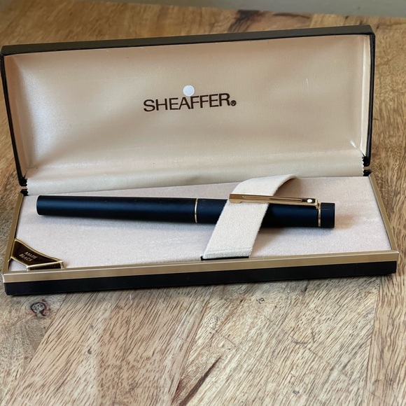 Sheaffer white dot nib black matte, fountain pen, new in box - Picture 1 of 4
